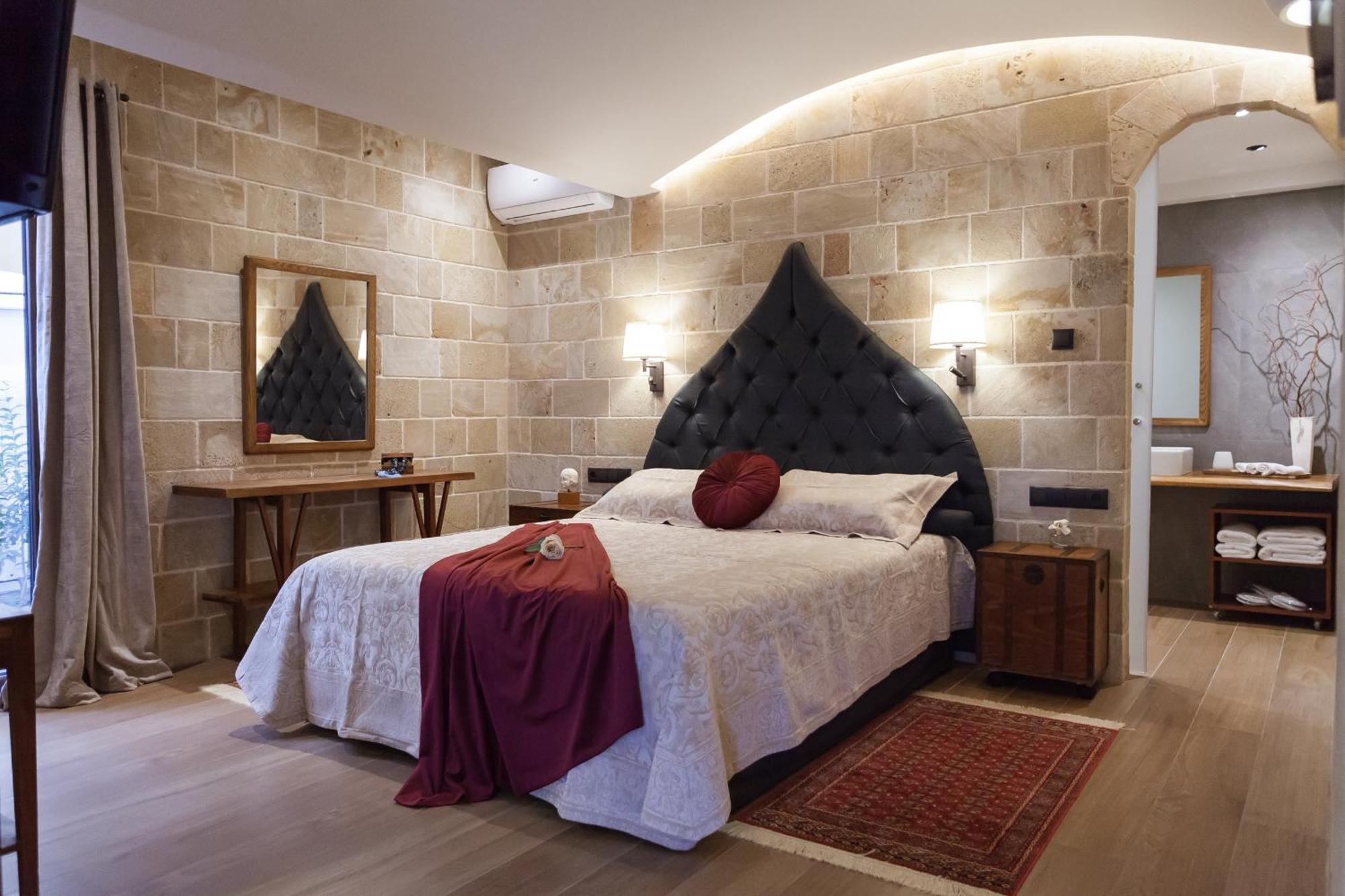 Utopia Luxury Suites - Old Town Rhodes City Exterior foto